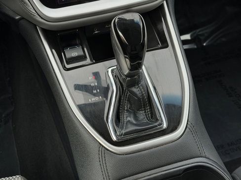 Used 2022 Subaru Outback Premium image 14