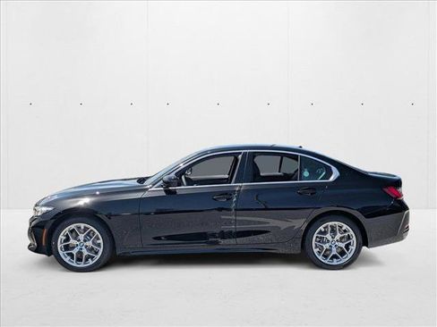 Used 2025 BMW 330i Sedan w/ Convenience Package image 5