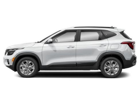 New 2026 Kia Seltos S image 3