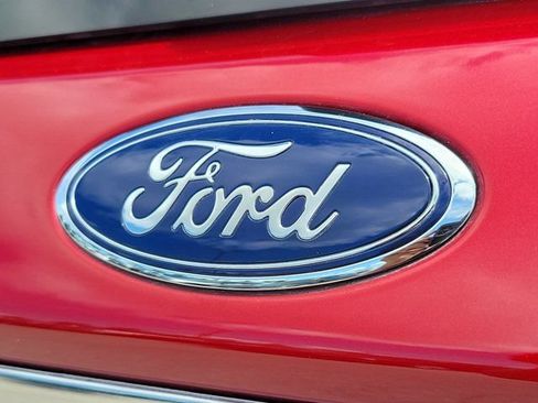 Certified 2021 Ford Explorer Limited w/ Equipment Group 301A RWD image 9