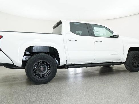 New 2026 Toyota Tacoma SR5 RWD image 29