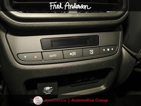 Used 2024 Honda Pilot TrailSport image 9