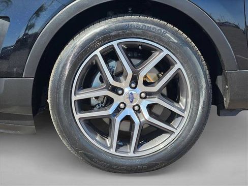 Used 2016 Ford Explorer Sport w/ Equipment Group 401A AWD/4WD image 29
