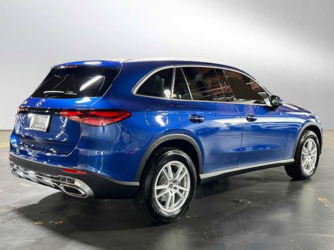 Used 2025 Mercedes-Benz GLC 300 4MATIC image 5