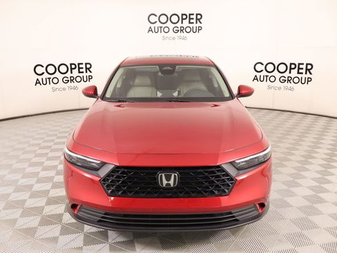 Used 2024 Honda Accord EX image 9
