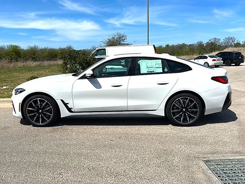 New 2026 BMW i4 eDrive40 w/ M Sport Package RWD image 5
