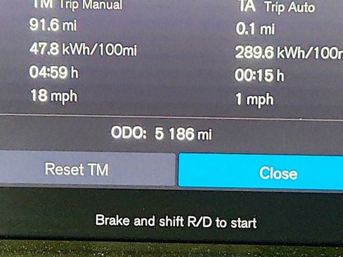Used 2023 Volvo C40 P8 Recharge Ultimate w/ Protection Package Premier AWD/4WD image 16
