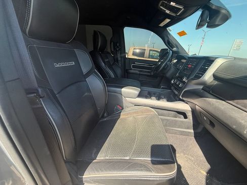 Used 2021 RAM 2500 Laramie AWD/4WD image 44