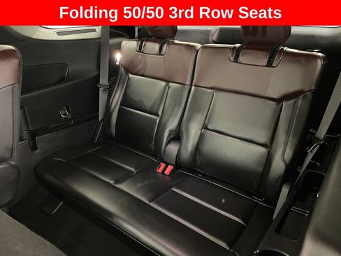 Used 2020 Ford Explorer Platinum w/ Premium Technology Package AWD/4WD image 16