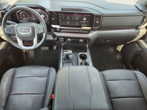 Used 2024 GMC Sierra 1500 SLT RWD image 9