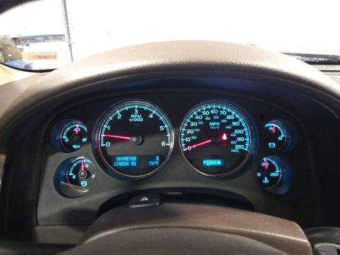 Used 2012 GMC Yukon Denali image 17