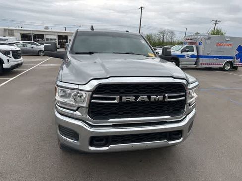 Used 2024 RAM 3500 Tradesman w/ Chrome Appearance Group image 23