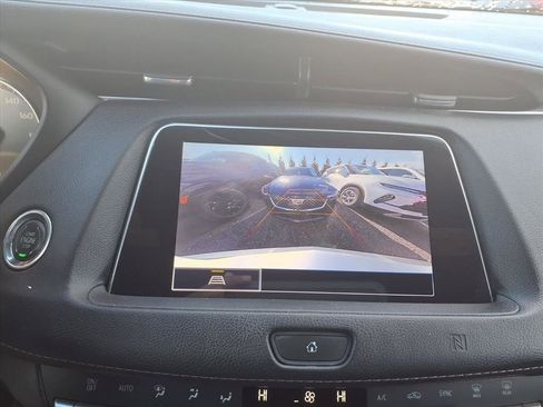 Used 2021 Cadillac XT4 Premium Luxury w/ Cold Weather Package image 18