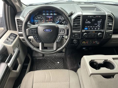 Used 2017 Ford F150 XLT w/ Equipment Group 302A Luxury image 14