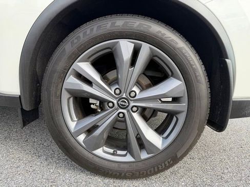 Used 2024 Nissan Murano Platinum w/ Cargo Package AWD/4WD image 18