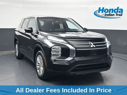 Used 2025 Mitsubishi Outlander ES