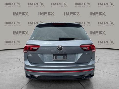Used 2022 Volkswagen Tiguan SE R-Line AWD/4WD image 4