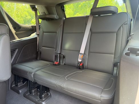Used 2021 GMC Yukon Denali w/ Denali Ultimate Package AWD/4WD image 25