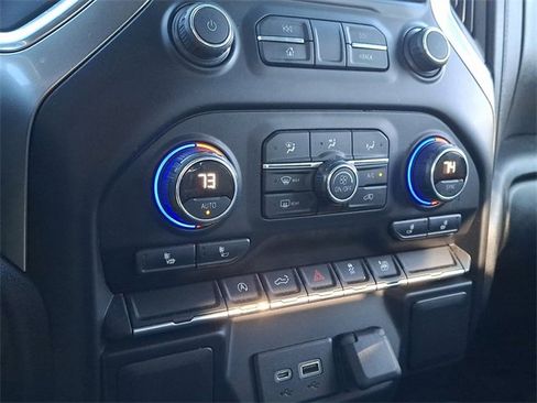 Used 2019 Chevrolet Silverado 1500 LT w/ All-Star Edition image 17