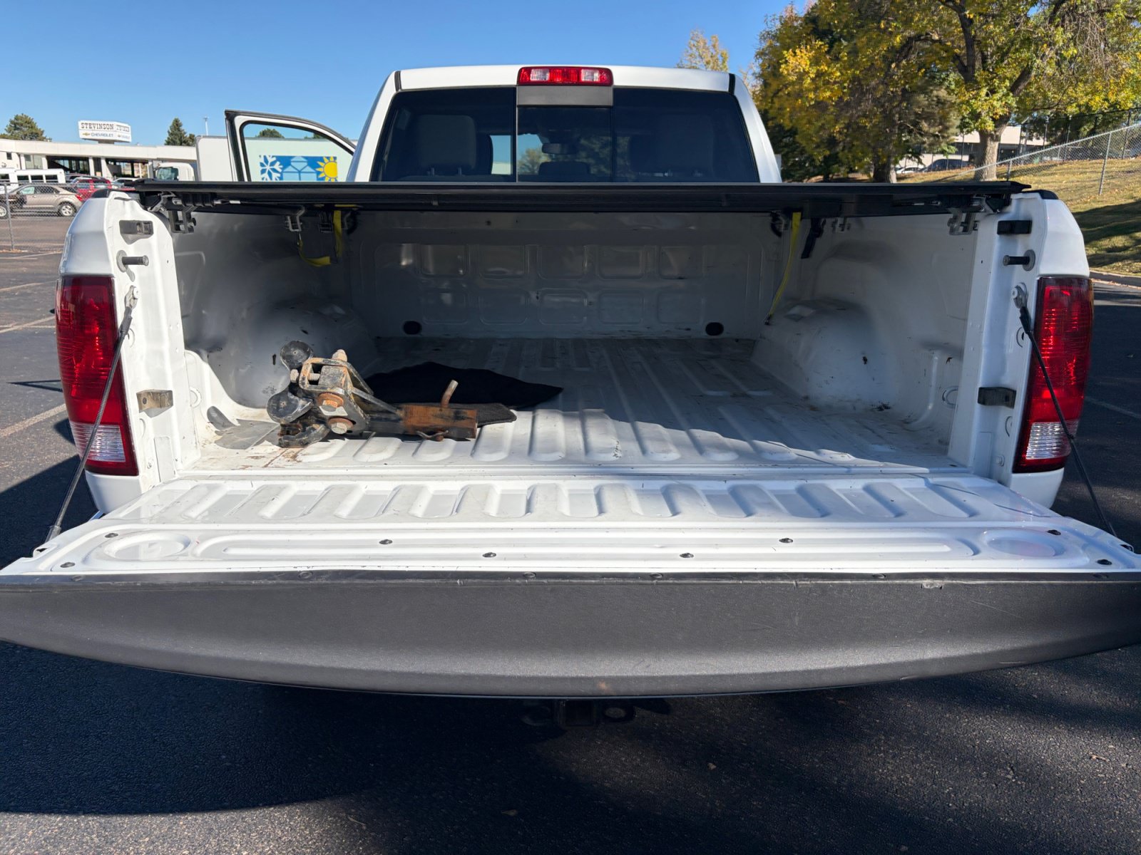 Used 2017 RAM 2500 SLT AWD/4WD image 32