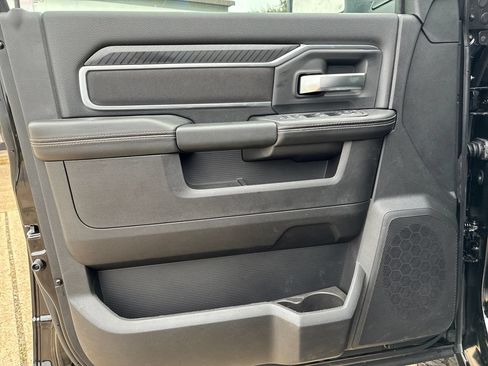 New 2026 RAM 2500 Big Horn AWD/4WD image 11