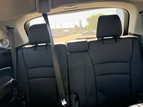 Used 2022 Honda Pilot Elite image 23