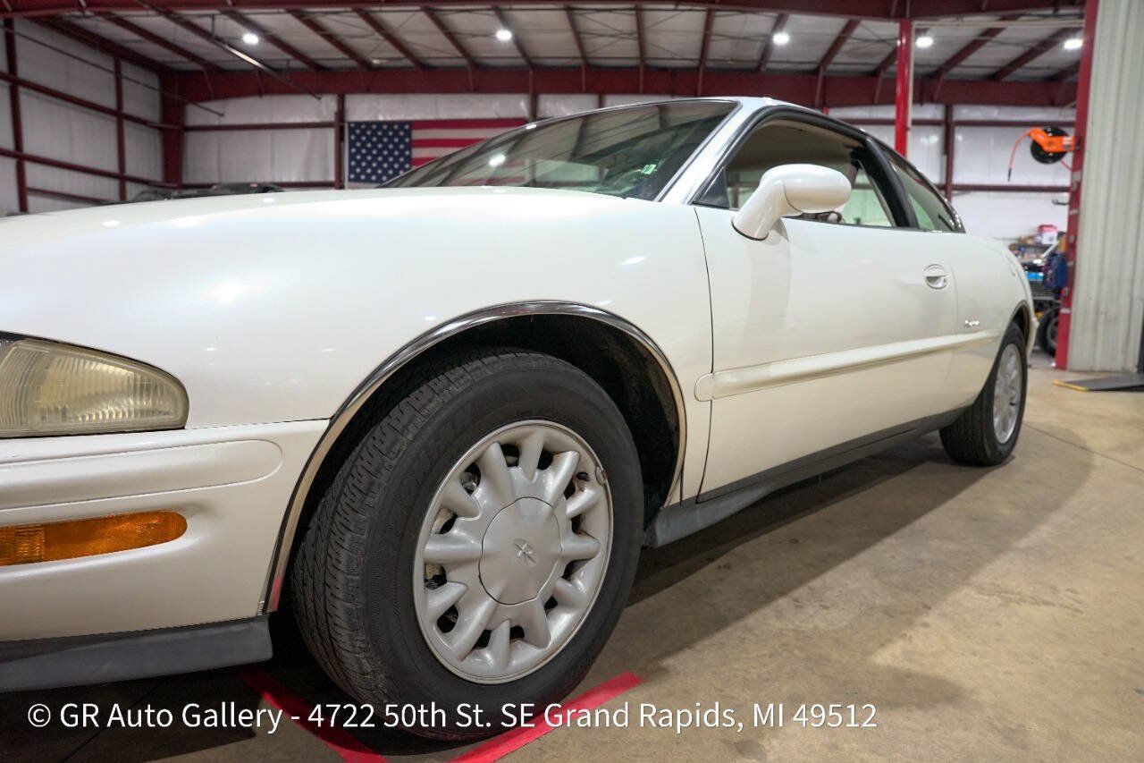 Used 1998 Buick Riviera Supercharged Coupe FWD image 35