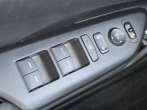 Used 2021 Honda Civic LX image 13