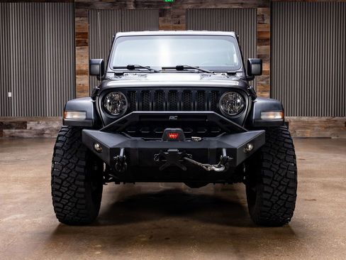 Used 2021 Jeep Wrangler Unlimited Sport AWD/4WD image 2