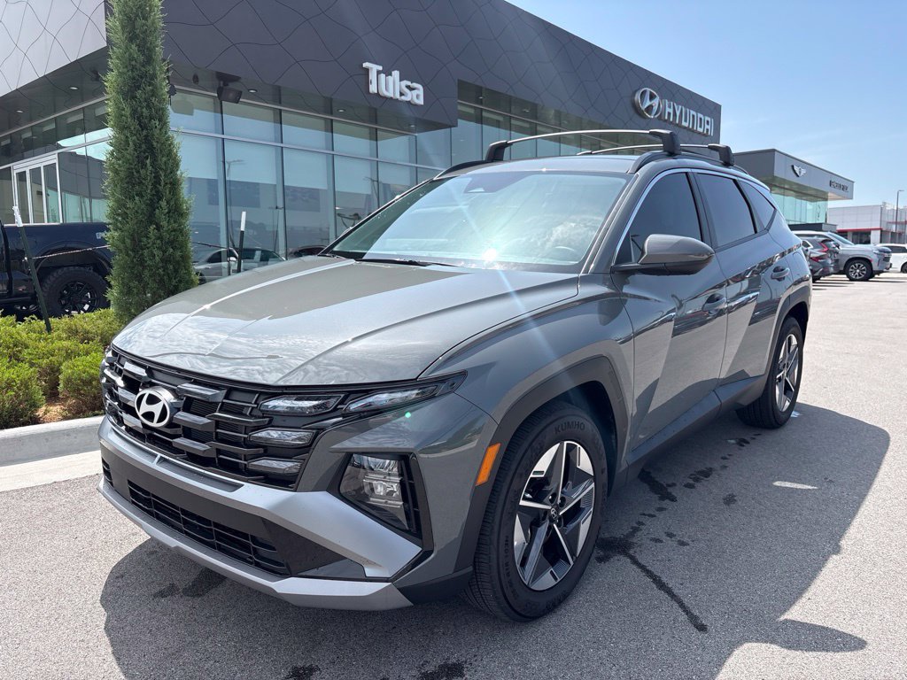 Certified 2026 Hyundai Tucson SEL Plus FWD image 2