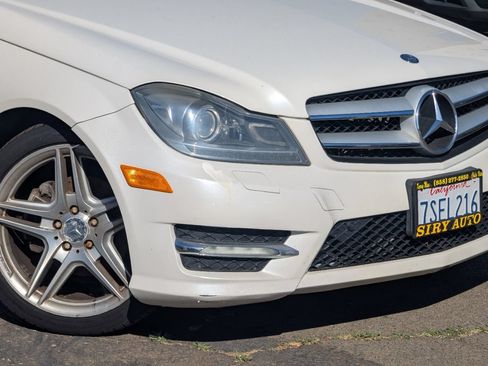 Used 2012 Mercedes-Benz C 250 Coupe image 3