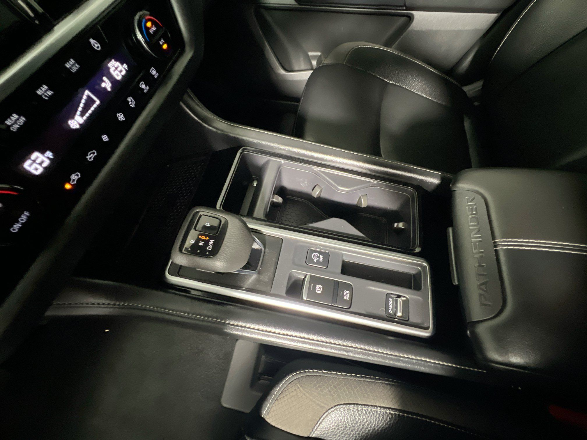 Used 2023 Nissan Pathfinder SL w/ SL Premium Package FWD image 25