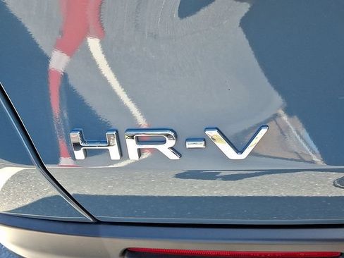 Used 2025 Honda HR-V Sport image 46