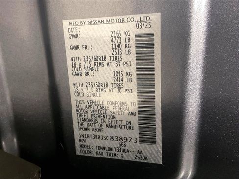 Used 2025 Nissan Rogue SV image 36