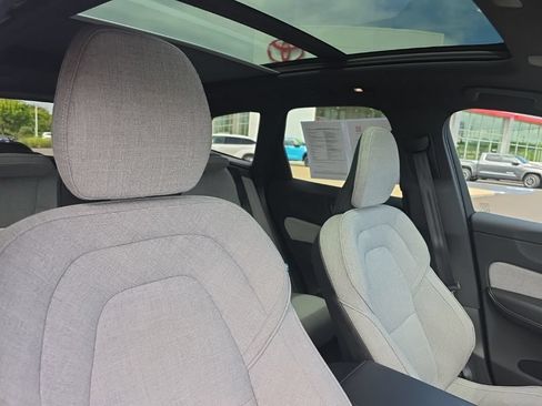 Used 2022 Volvo XC60 T8 Inscription w/ Advanced Package AWD/4WD image 10
