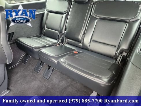 Certified 2025 Ford Expedition Max Platinum AWD/4WD image 21