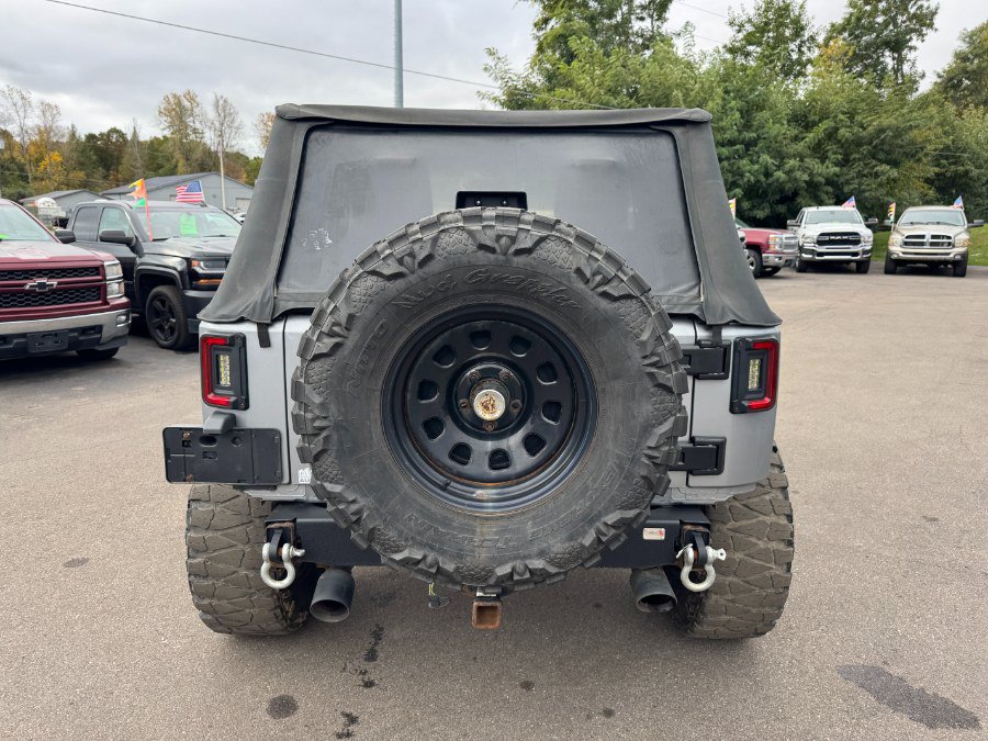 Used 2015 Jeep Wrangler Sport w/ Quick Order Package 23S AWD/4WD image 4