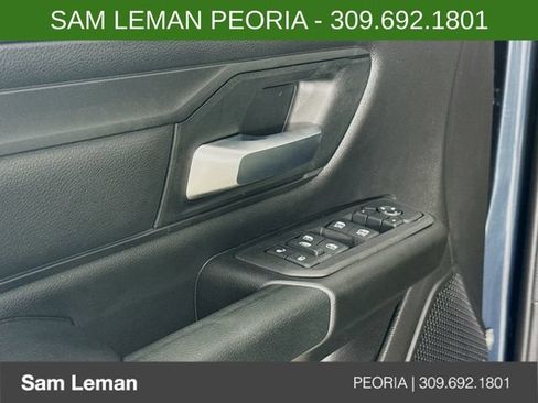 New 2026 RAM 1500 Express AWD/4WD image 17