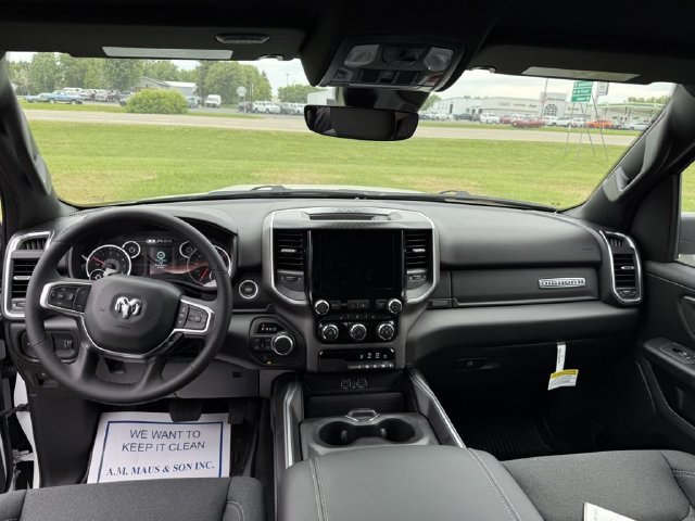 New 2026 RAM 1500 Big Horn AWD/4WD image 15