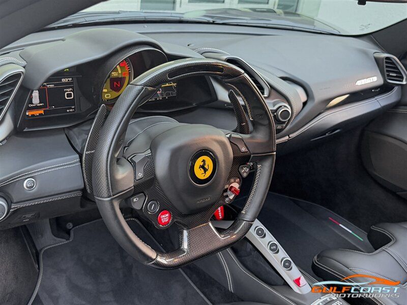 Used 2017 Ferrari 488 GTB RWD image 26