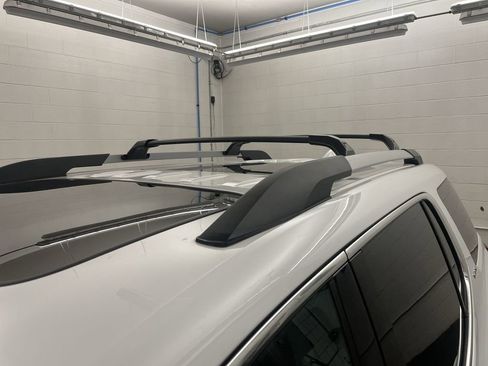 Used 2021 GMC Acadia SLT FWD image 30