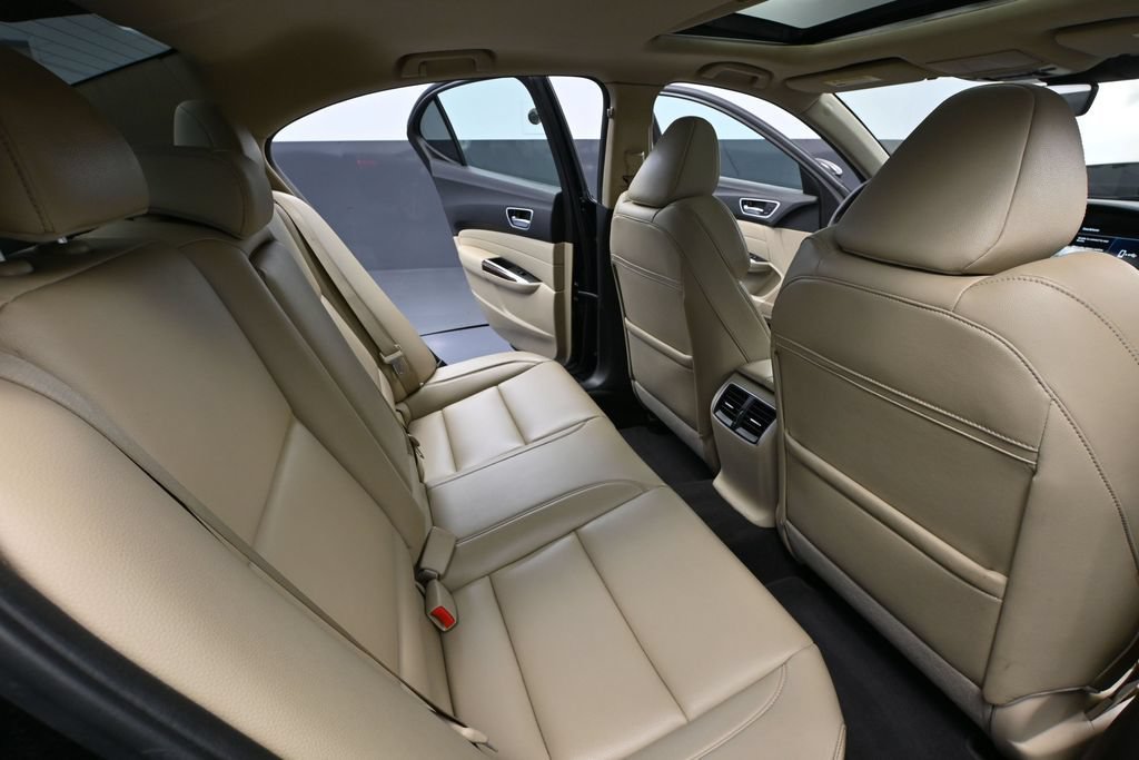 Used 2020 Acura TLX FWD image 36