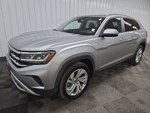 Used 2020 Volkswagen Atlas Cross Sport SEL image 8