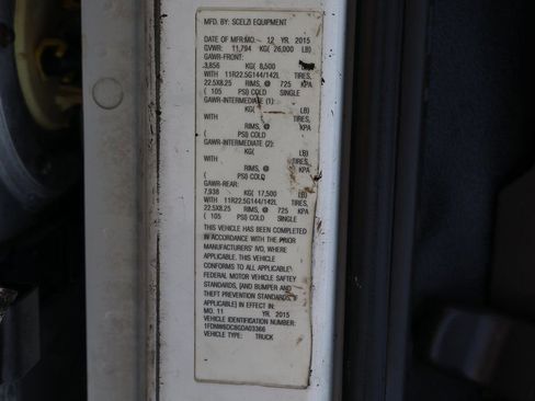 Used 2016 Ford F650 2WD Crew Cab Super Duty image 47