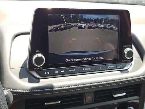 Certified 2023 Nissan Rogue SV AWD/4WD image 17