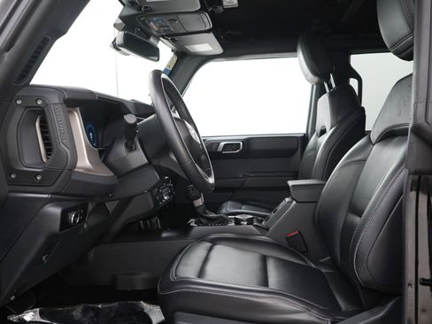 Used 2025 Ford Bronco Outer Banks AWD/4WD image 23