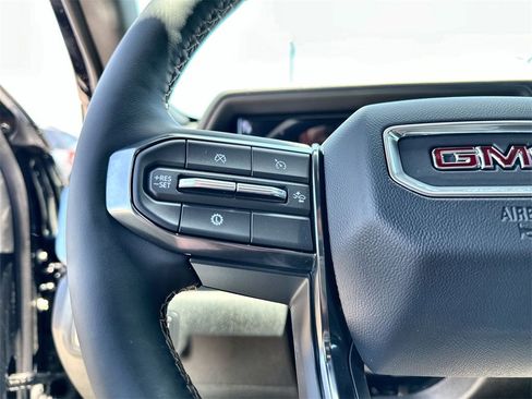 New 2026 GMC Terrain AT4 w/ Convenience Package III image 31