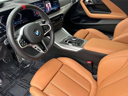 Used 2025 BMW M240i Coupe RWD image 9