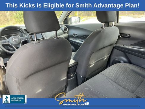 Used 2022 Nissan Kicks S image 18