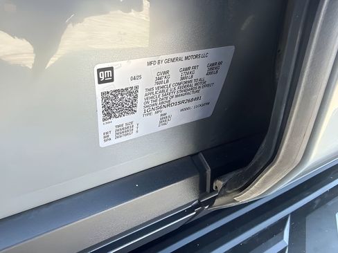 Used 2025 Chevrolet Tahoe LT AWD/4WD image 38